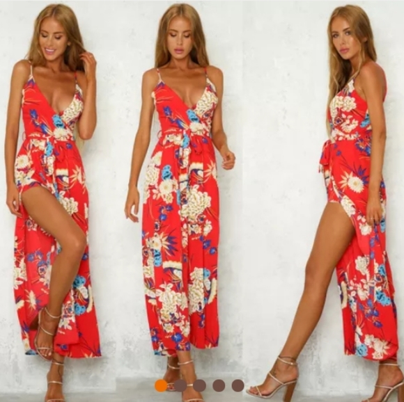 Pants - 💣HP💣Floral print high cut jumpsuit